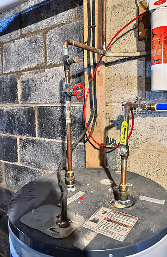 https://madeleyhotwater.com.au/uploads/2025/06/gas-hot-water-system-52140.jpg