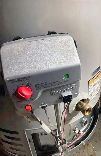 https://madeleyhotwater.com.au/uploads/2025/06/hot-water-39728.jpg