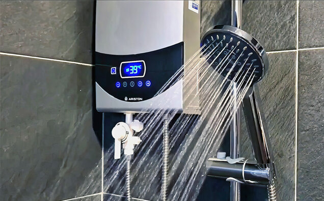 https://madeleyhotwater.com.au/uploads/2025/06/thermostatic-water-systems-29331.jpg